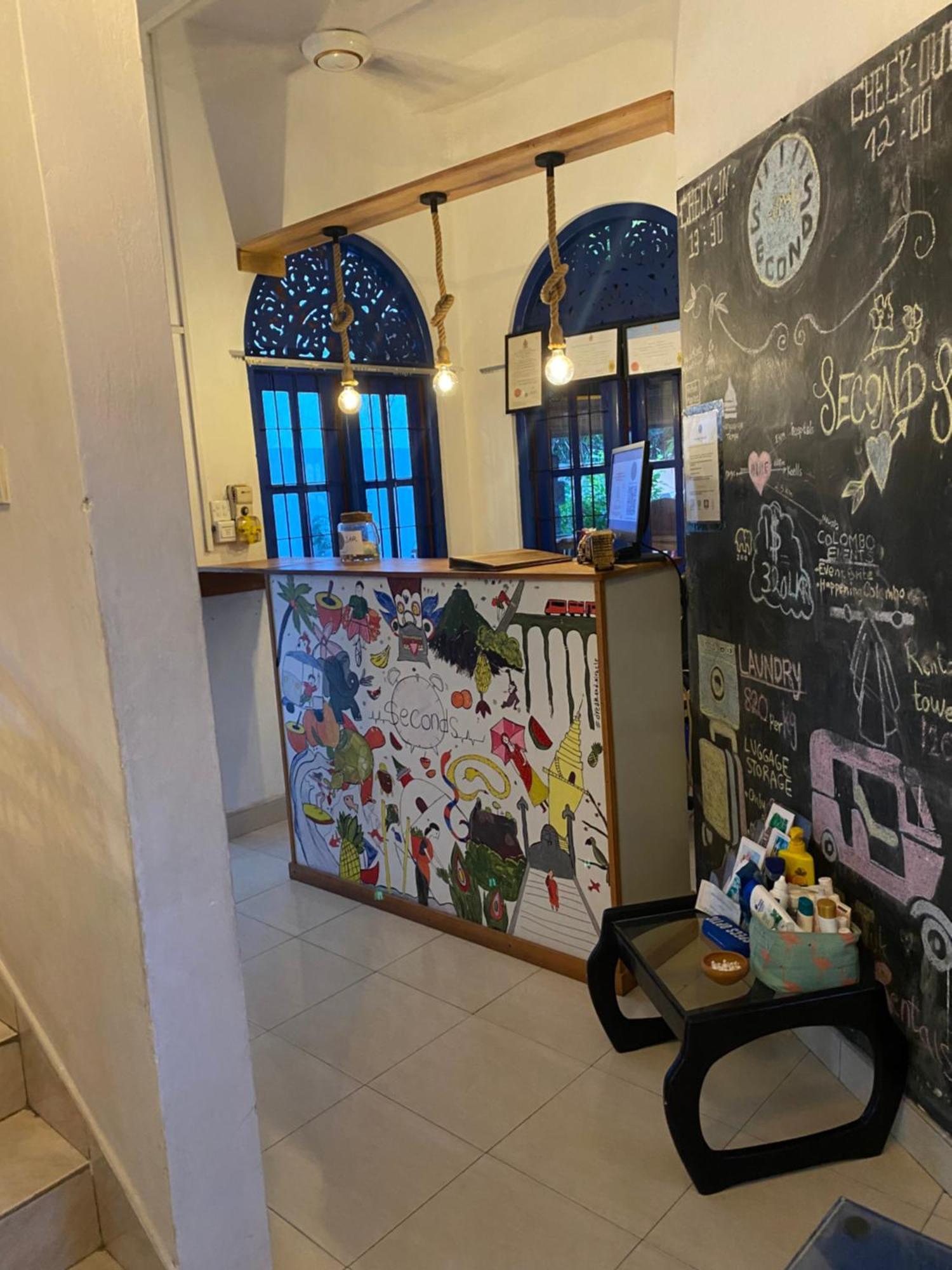 Seconds Hostel - كولمبو المظهر الخارجي الصورة